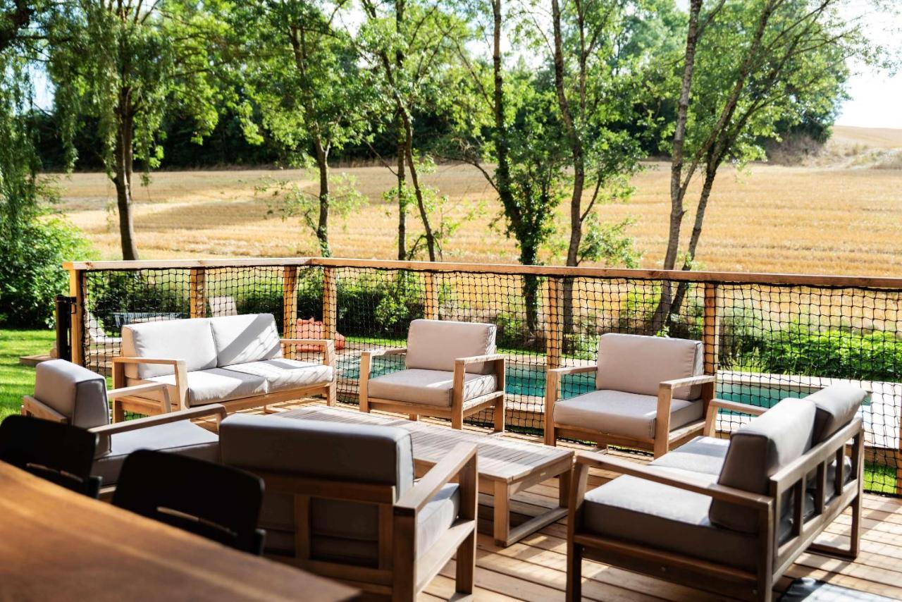 Bed and Breakfast Dans Les Arbres Lanta Exterior foto